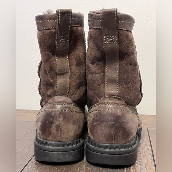 UGG Hartsville Brown Boots Mens size 9 - Picture 8 of 11